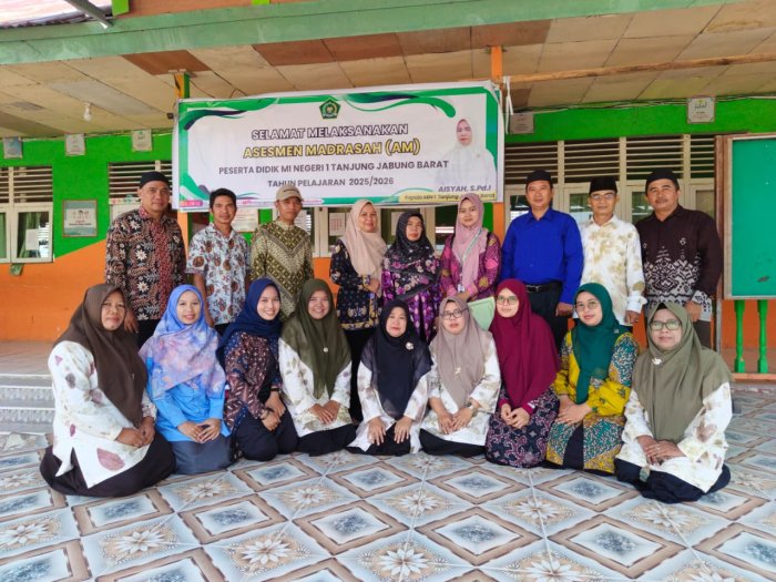 Kawal Kualitas Pendidikan, Pengawas Madrasah Pantau Langsung Pelaksanaan Asesmen di MI Negeri 1 TJB
