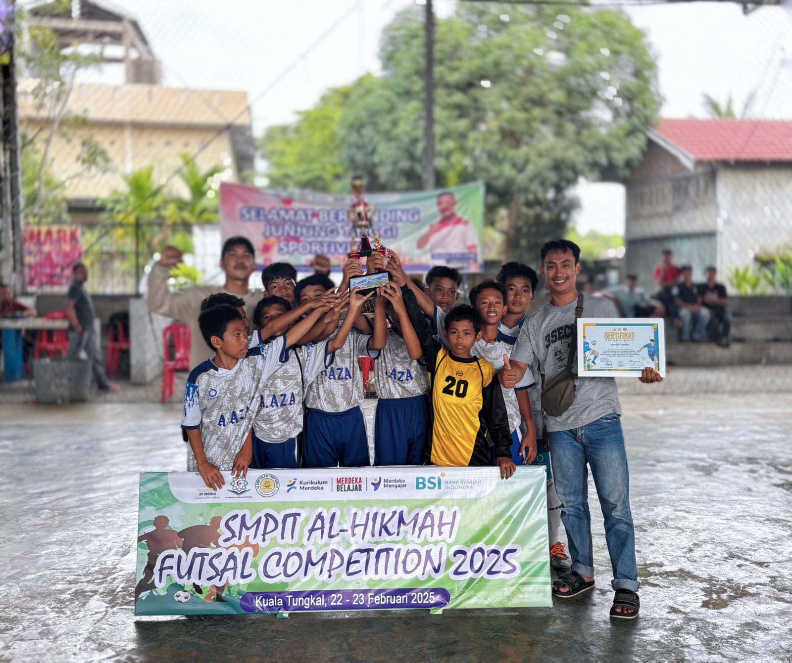 Tim Futsal MIN 1 Juara III pada ajang Futsall Competition Tahun 2025 Tim Futsal MIN 1 Juara III pada ajang Futsall Competition Tahun 2025