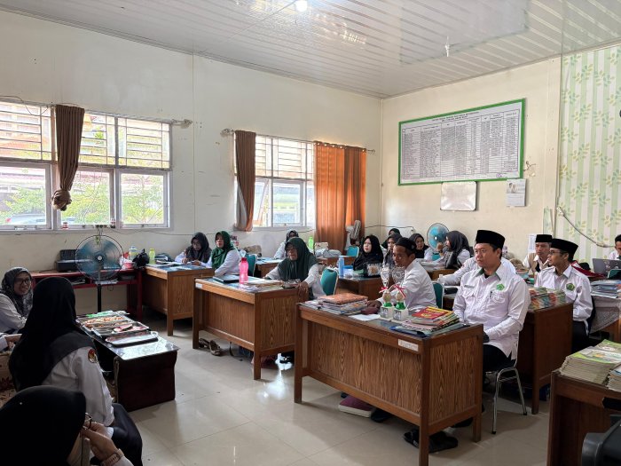 Rapat Pembelajaran Awal Tahun, MI Negeri 1 Tanjung Jabung Barat Siapkan Strategi Semester 2 TP 2025/2026 Rapat Pembelajaran Awal Tahun, MI Negeri 1 Tanjung Jabung Barat Siapkan Strategi Semester 2 TP 2025/2026