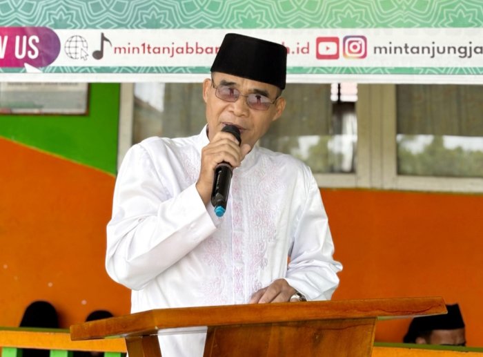 Peringatan Maulid Nabi Muhammad Shallallahu alaihi wasallam di MIN 1 Tanjung Jabung Barat Peringatan Maulid Nabi Muhammad Shallallahu alaihi wasallam di MIN 1 Tanjung Jabung Barat